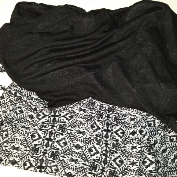 Romper Eye Candy Size Small Soft, Lined Pockets, Adjustable Straps - Picture 5 of 7